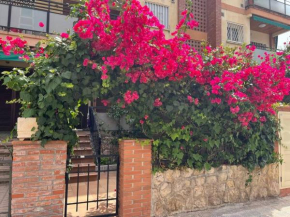 Precioso Bajo en 2a línea de mar